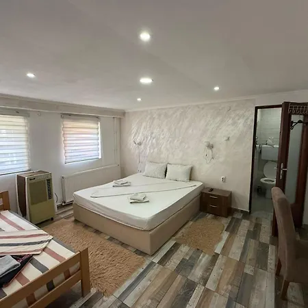 아파트 Stefan 2 *