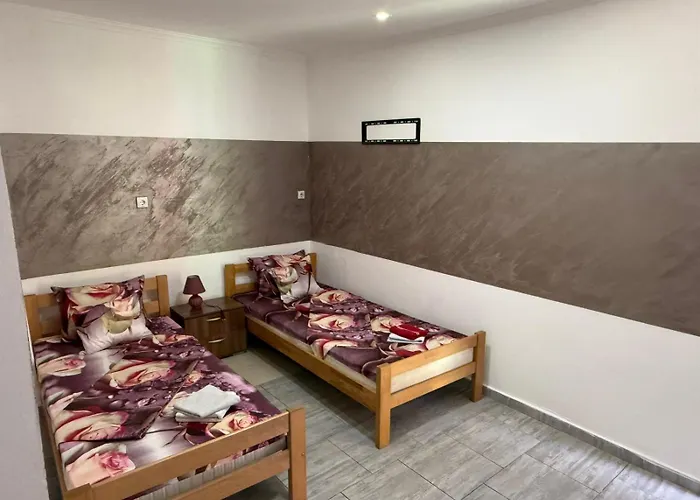 Stefan 2 Apartament *